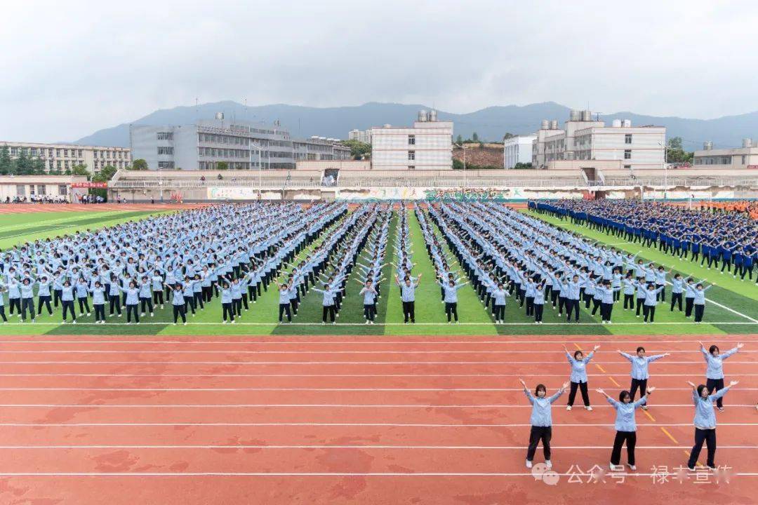 仁兴镇高中开学时间(兴仁市第九中学)