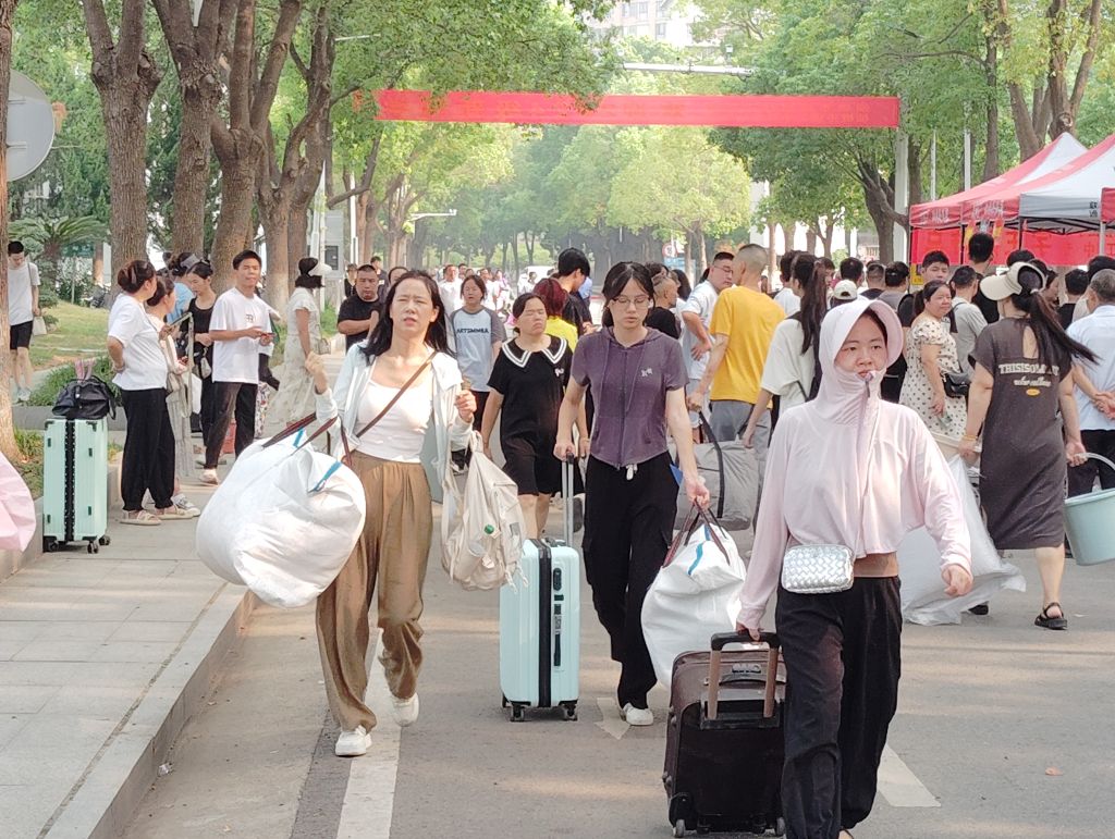 仙桃市四中报名时间(仙桃四中报名费多少)