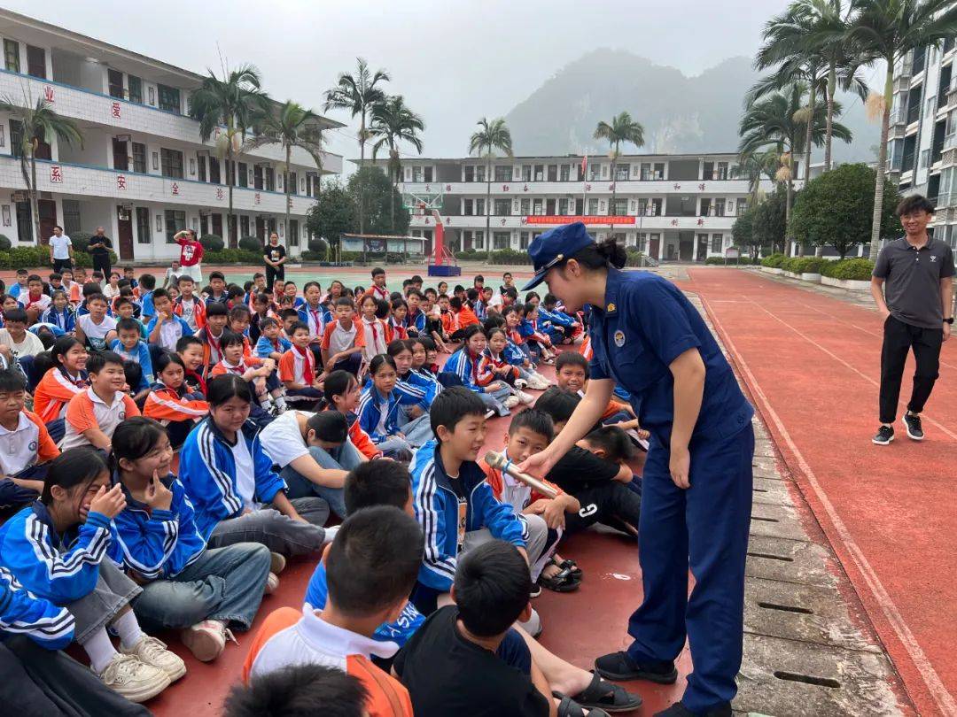 百色市四中开学时间(百色市四中开学时间最新)