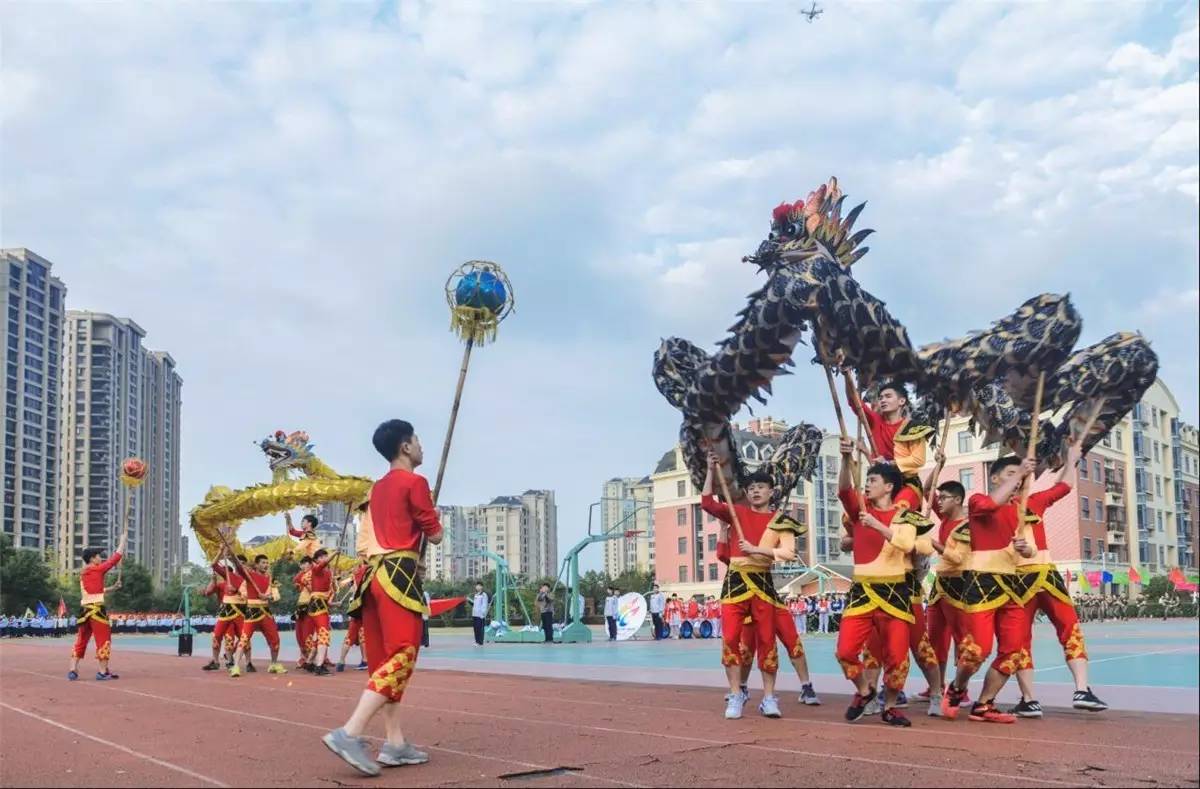 云和县一中开学时间(浙江初中几号开学2024)